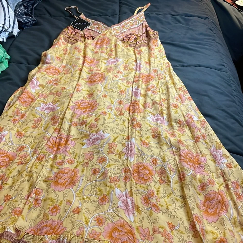 Jillumi spaghetti strap dress - Picture 2 of 4